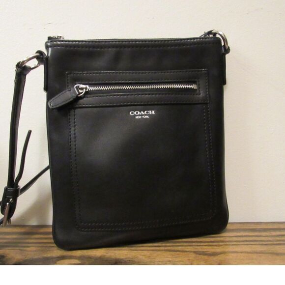 Vintage Coach Legacy Leather Swingpack Crossbody bag F47989 - Picture 4 of 10